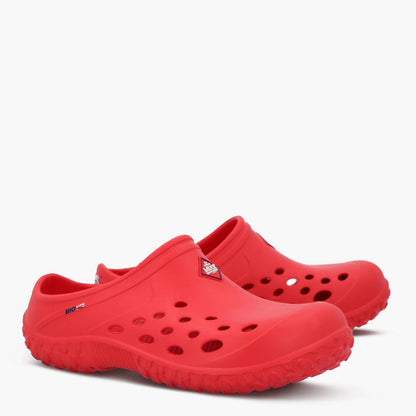 Muckster Lite Liberty Men's Clog MMLCMU60 red clog shoe on a white background