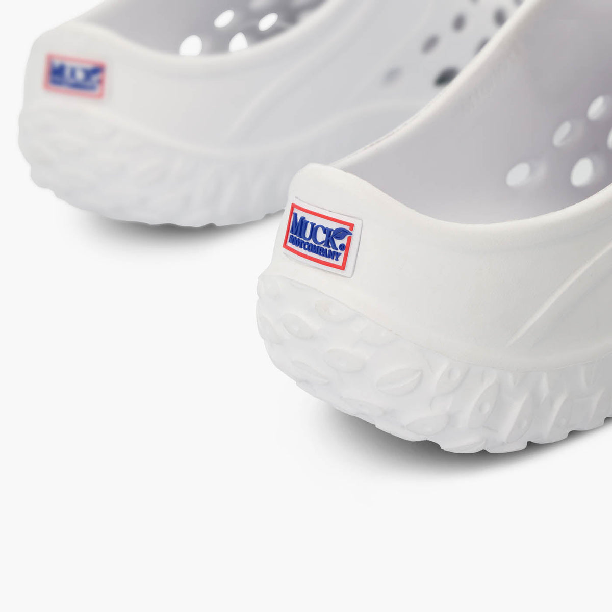 Muckster Lite Liberty Women's Clog MMLCWU01 white clog shoe on a white background